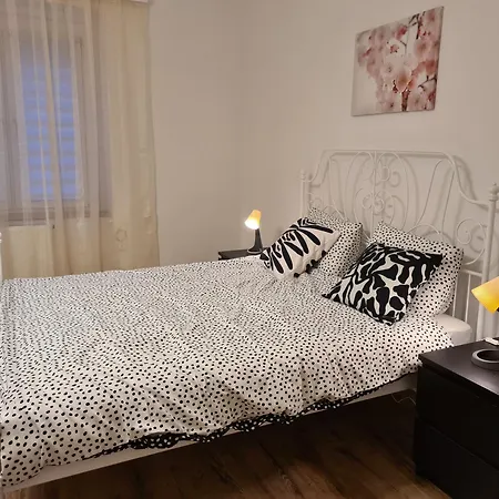 Merlin Apartment